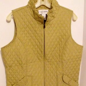 Quilted Green Vest Medium Zip Close Sport Savvy